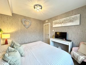 Photo 20- click for photo gallery